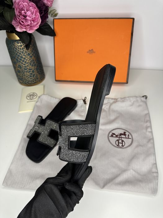 Papuci HERMES piele  36 37 38 39 cutie cadou cv