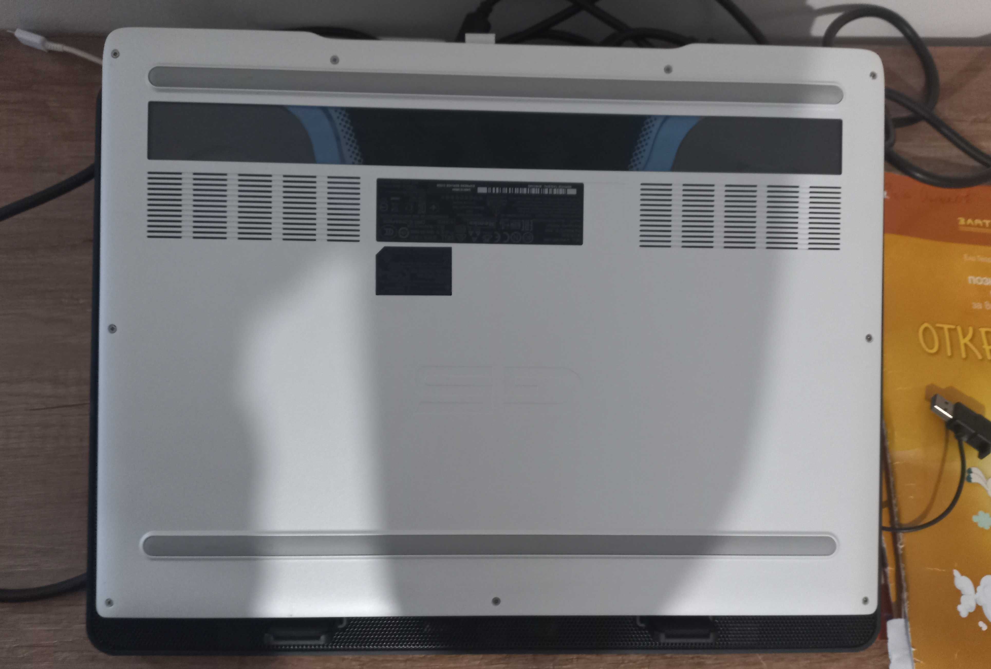 Геймърски лаптоп Dell G5 special edition