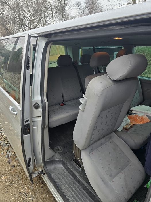 Wolsvagen T5 Caravelle