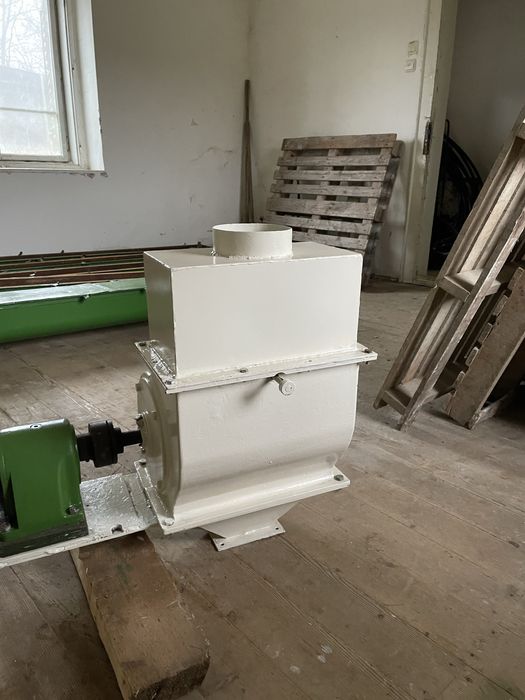 Vind dozator ,procentor si ecluze  pentru faina si cereale