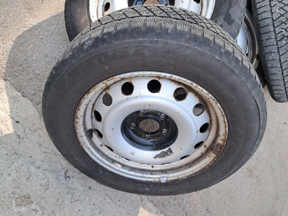 Гуми с джанти ЗИМНИ Fiat Scudo 2010г 215/60/16С