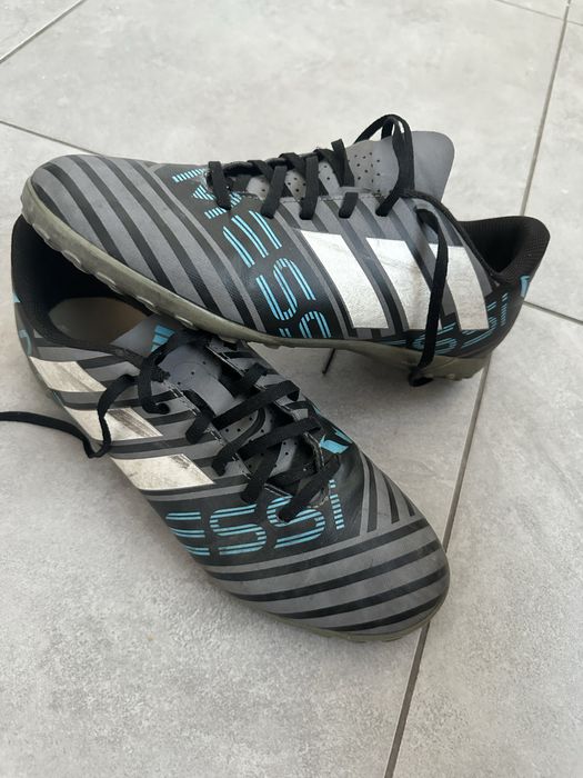 Футболни обувки Adidas стоножки