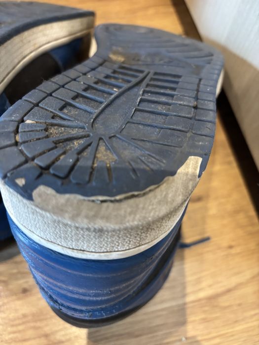 Air Jordan 1 Dark Marina Blue