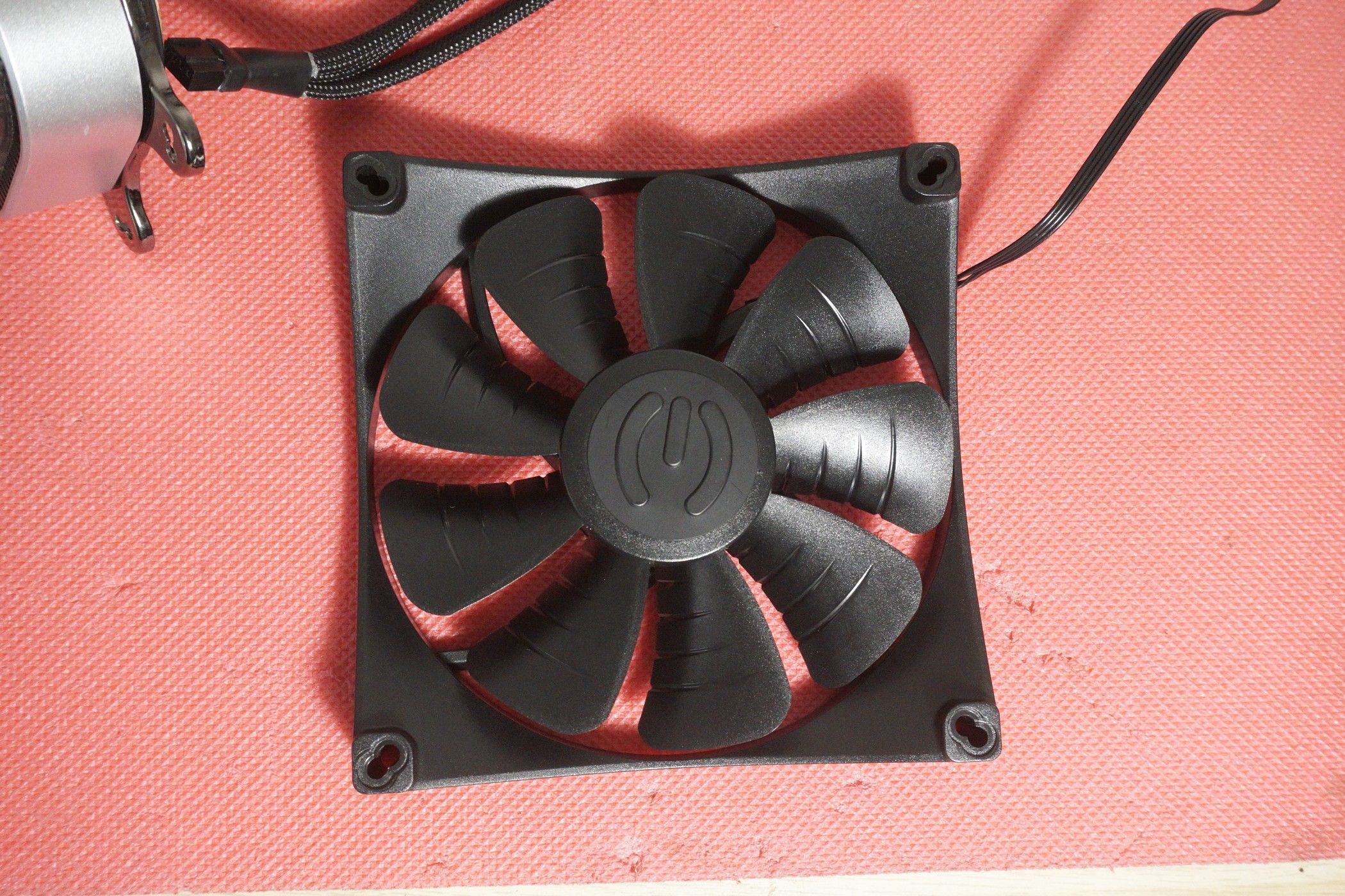 [АМ4, АМ5] 280mm водно охлаждане, охладител EVGA CLC / вкл ДДС
