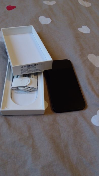 iPhone 16e, 128 GB, Black - Като нов