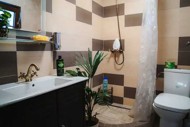 Cabană de închiriat cu ciubar