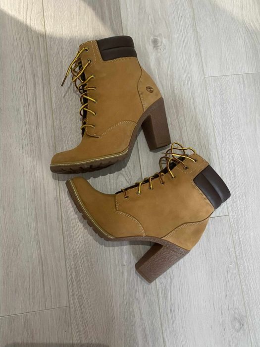 Дамски обувки Timberland с ток 120лв