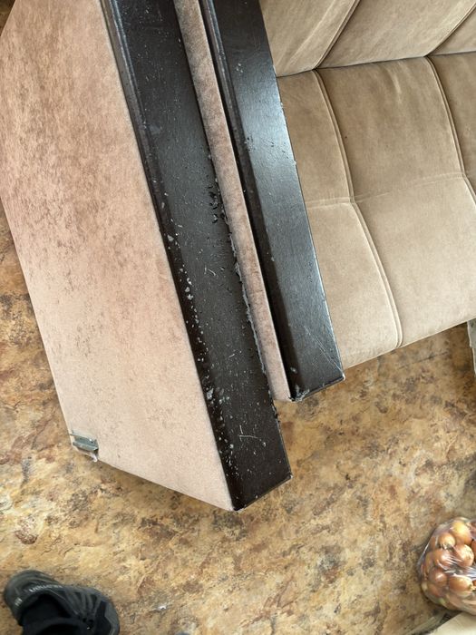 Продам диван . Доставка