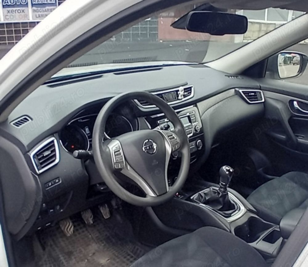 Vand nissan xtrail an 2014