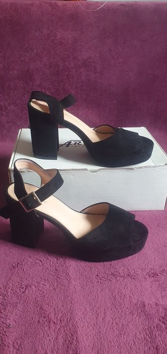 Sandale dama cu toc