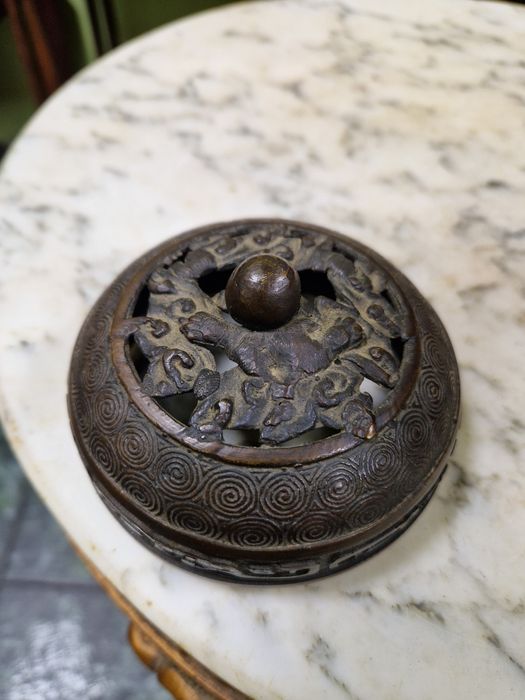 Стара рядка антикварна колекционерска японска бензинова кадилница