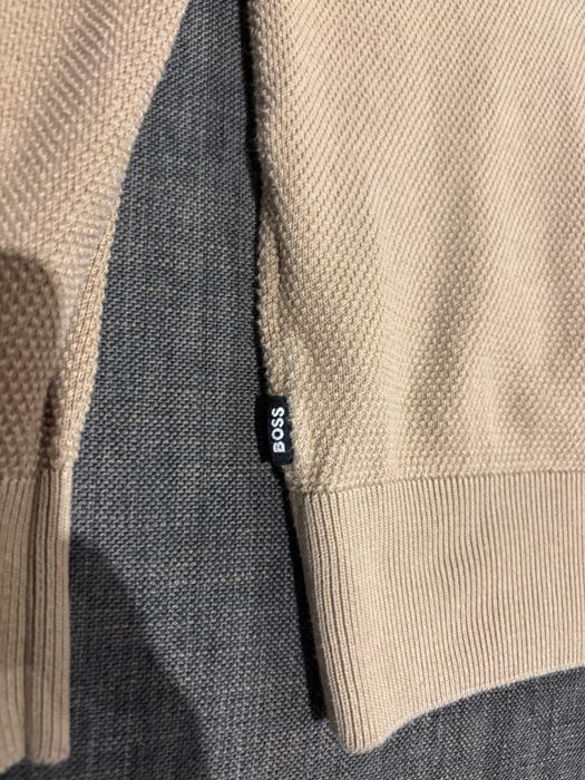 Pulover BOSS maro S