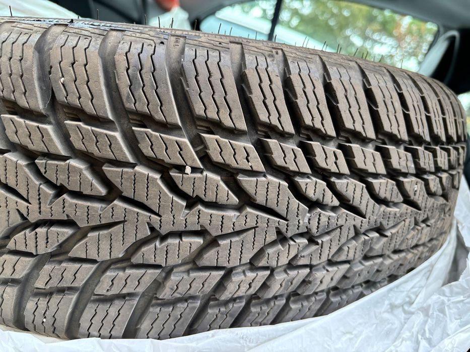 4 бр. Зимни гуми NOKIAN WR Snowproof 175/65/15 84T
