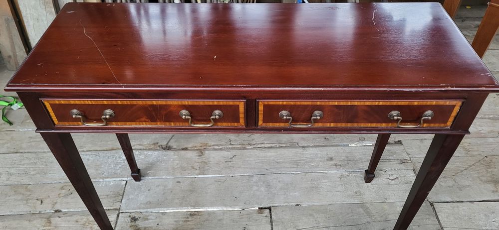 Vand mobilier lemn,masuta cafea,comoda cu sertare s.a