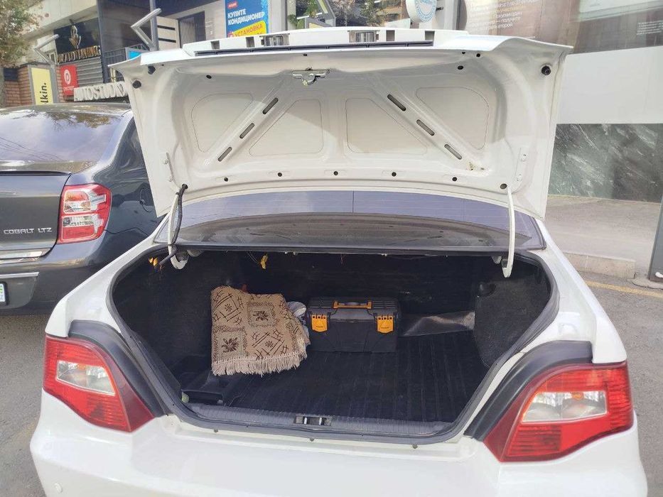 Продаю свою Nexia 2 - 1.6