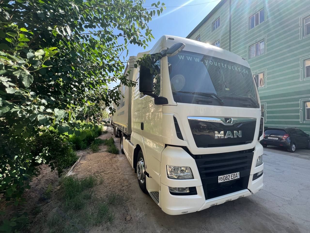 MAN TGX 18.460 + прицеп Сотилади