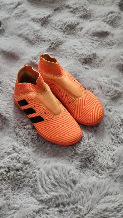 Ghete fotbal Adidas pentru copii, mărimea 28