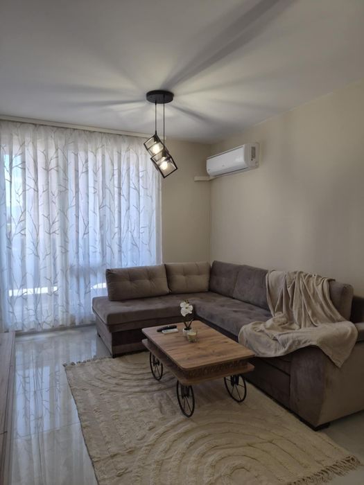 Дава се под наем Двустаен апартамент в Пловдив, Кършияка - 67 кв.м за 510 € - Снимка #1