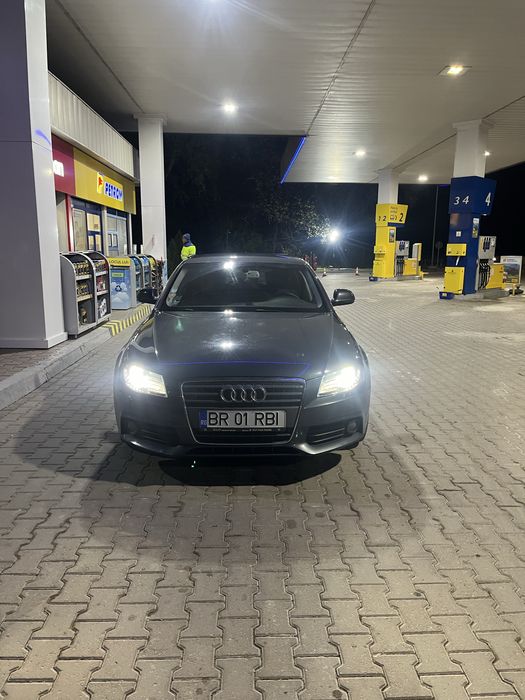 Audi A4 B8 2009 Manuala 2.0 TDI 143CP