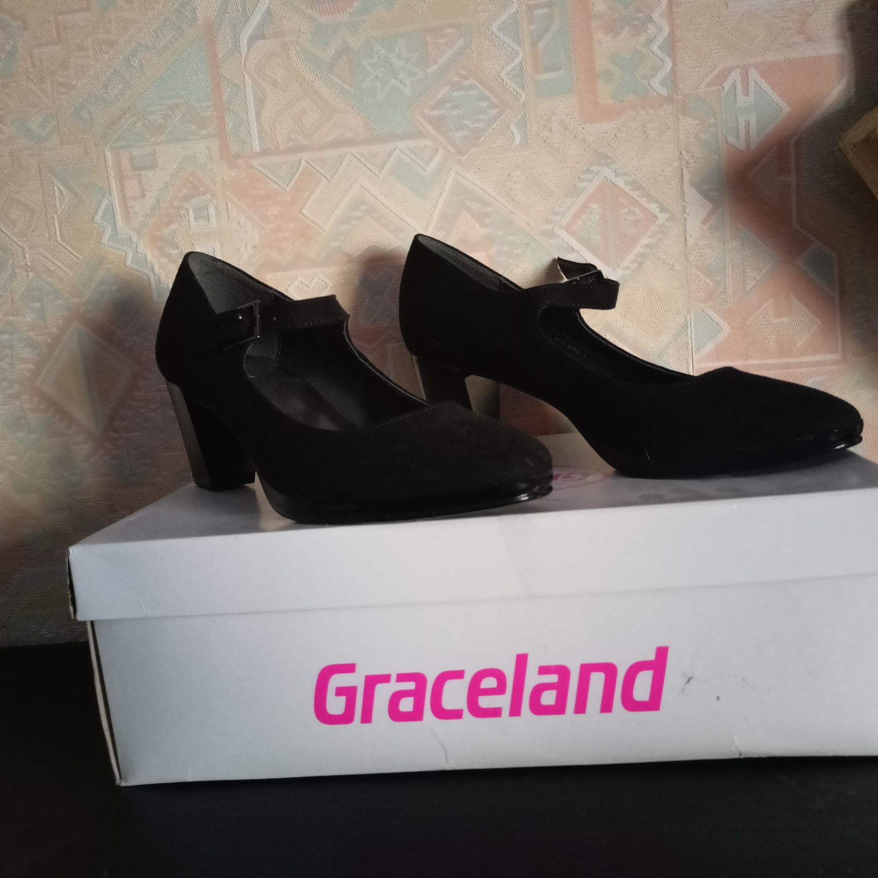 Pantofi Graceland* noi
