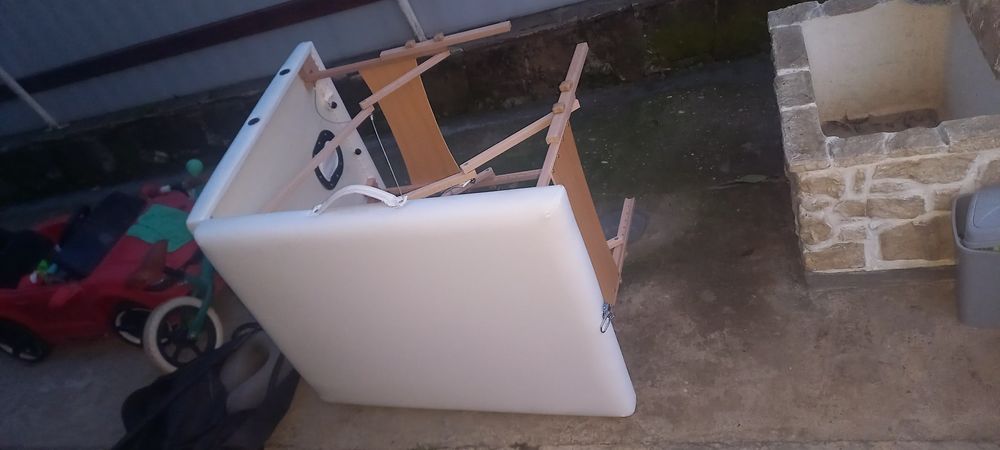 Масажна маса  кушетка