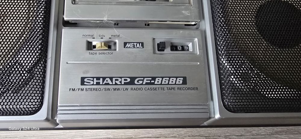 Boombox Sharp GF-8686