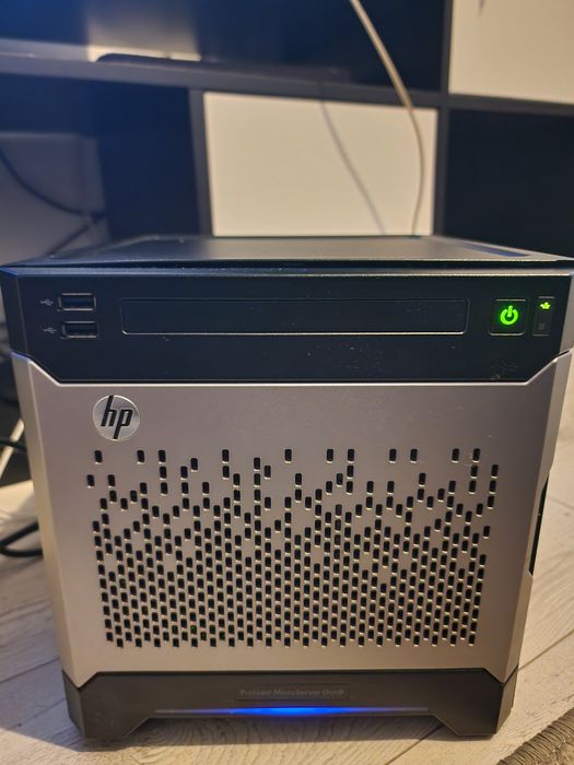 HP ProLiant MicroServer Gen8