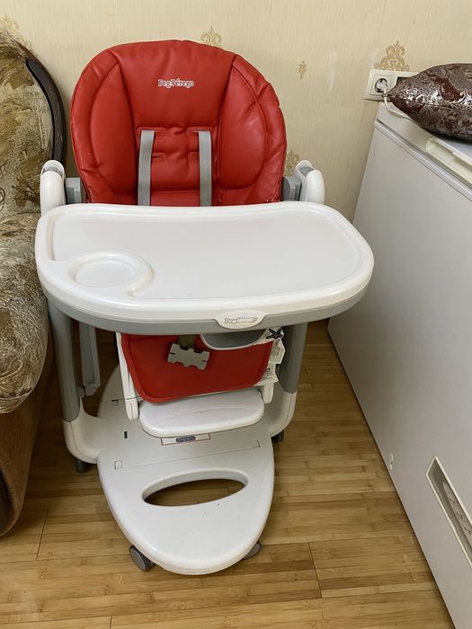 Стульчик для кормления Peg perego tatamia follow me
