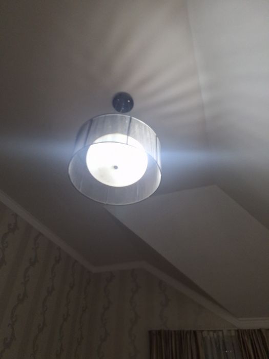 Люстра в отличном состоянии