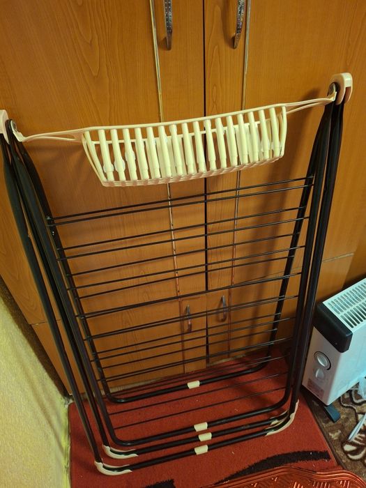 Vând Uscator de rufe Perilla RIMA, 21.5 m