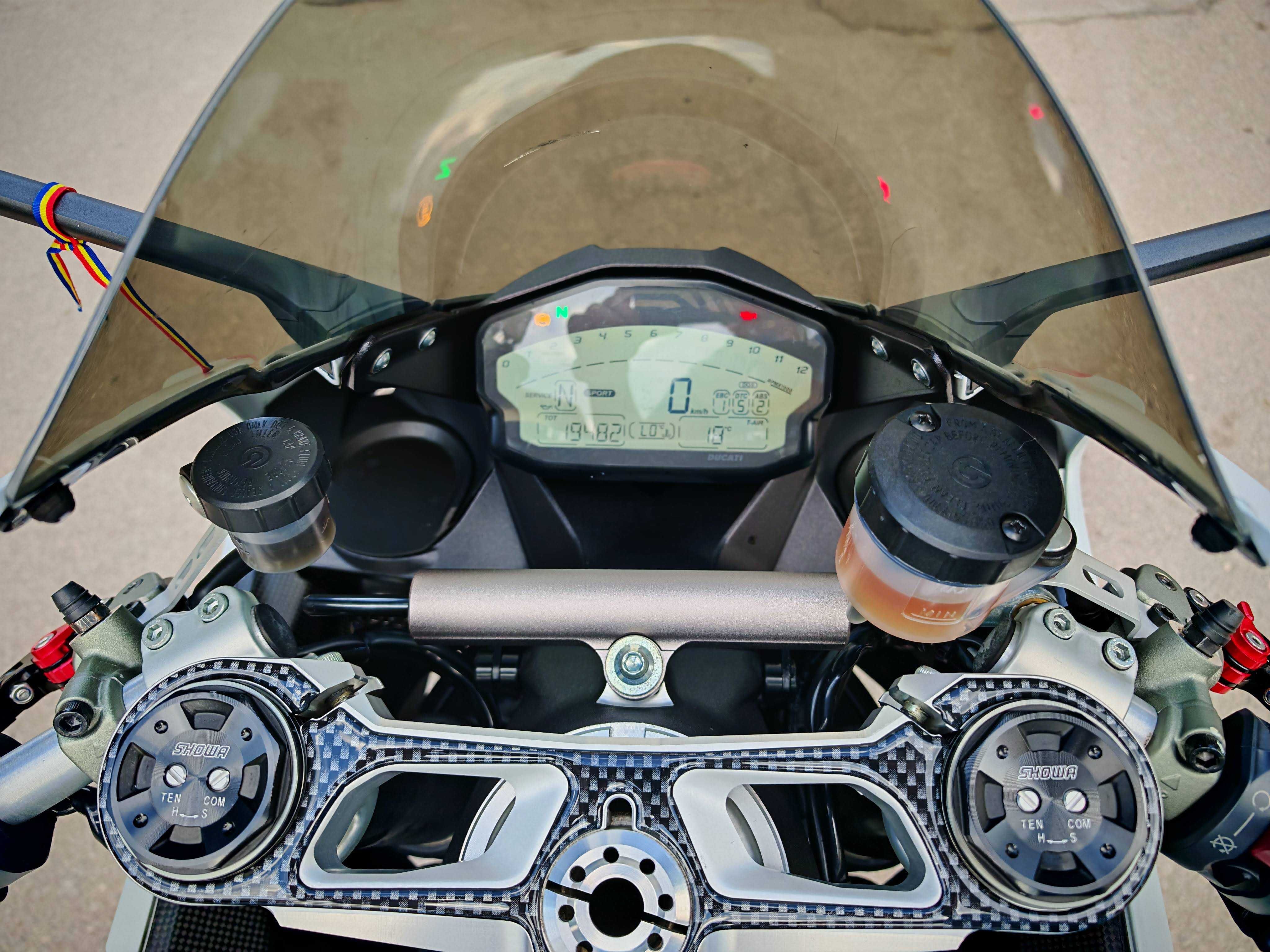 Ducati Panigale 899