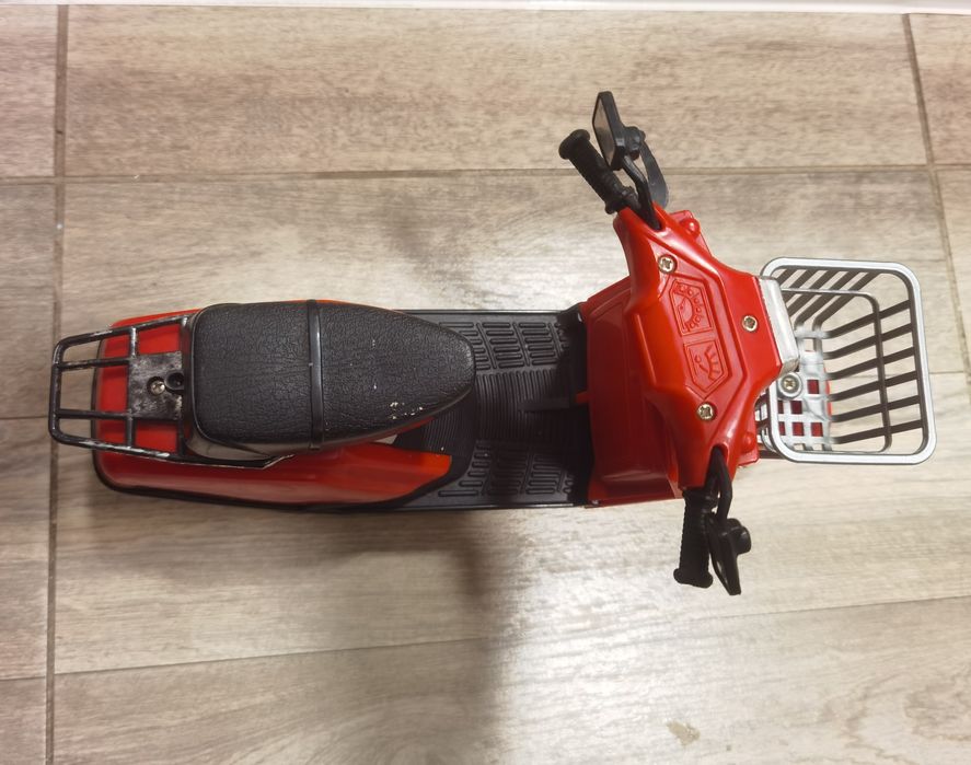 Scuter tip Vespa primavera scooter de colecție