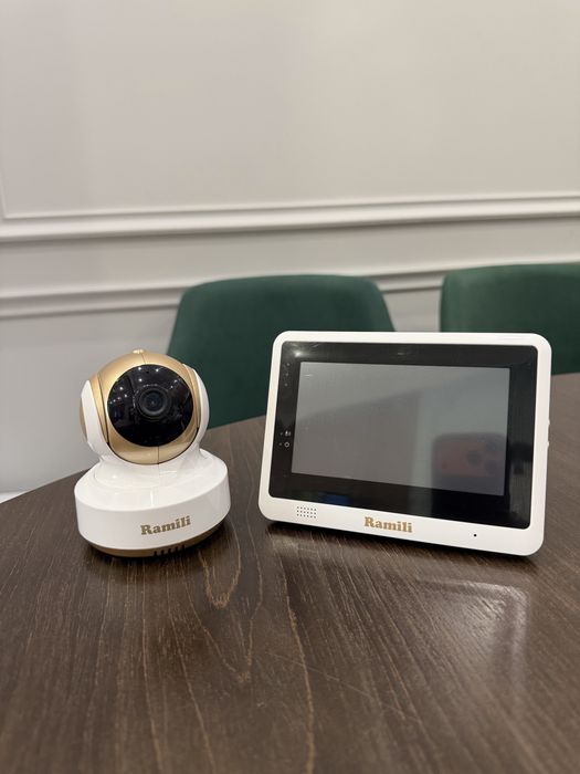 Видео няня Ramili RV1500