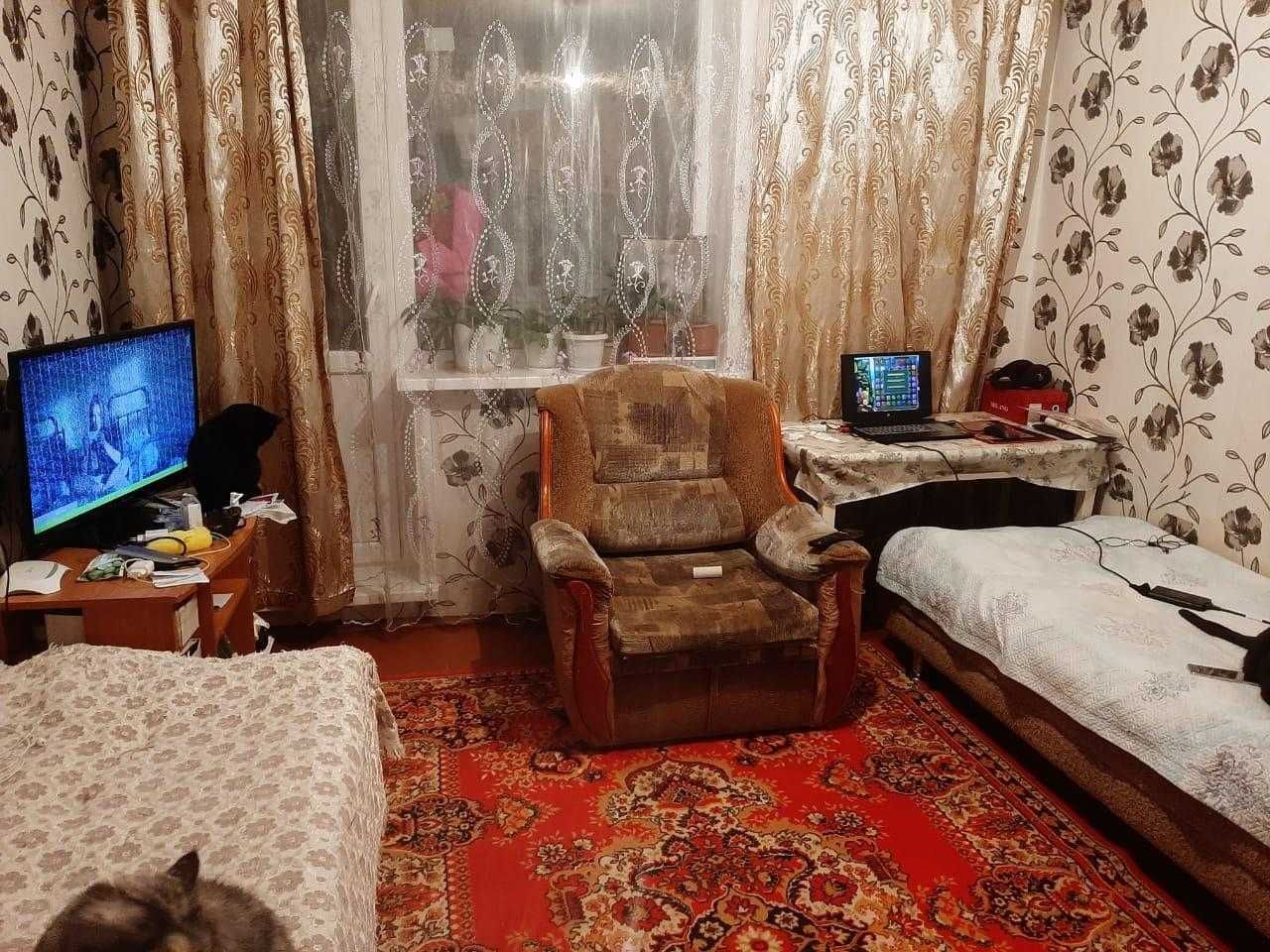 Продается однокомнатная квартира в мкр. Западный, на 3 этаже из 5.