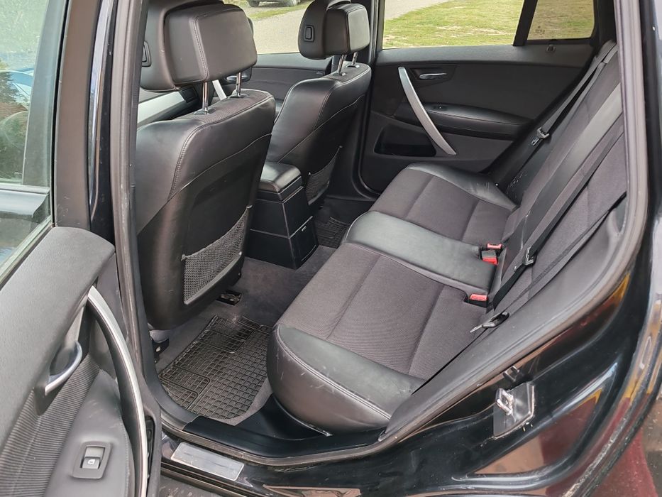 Vând BMW X3  XDrive Euro5 Full Extrase