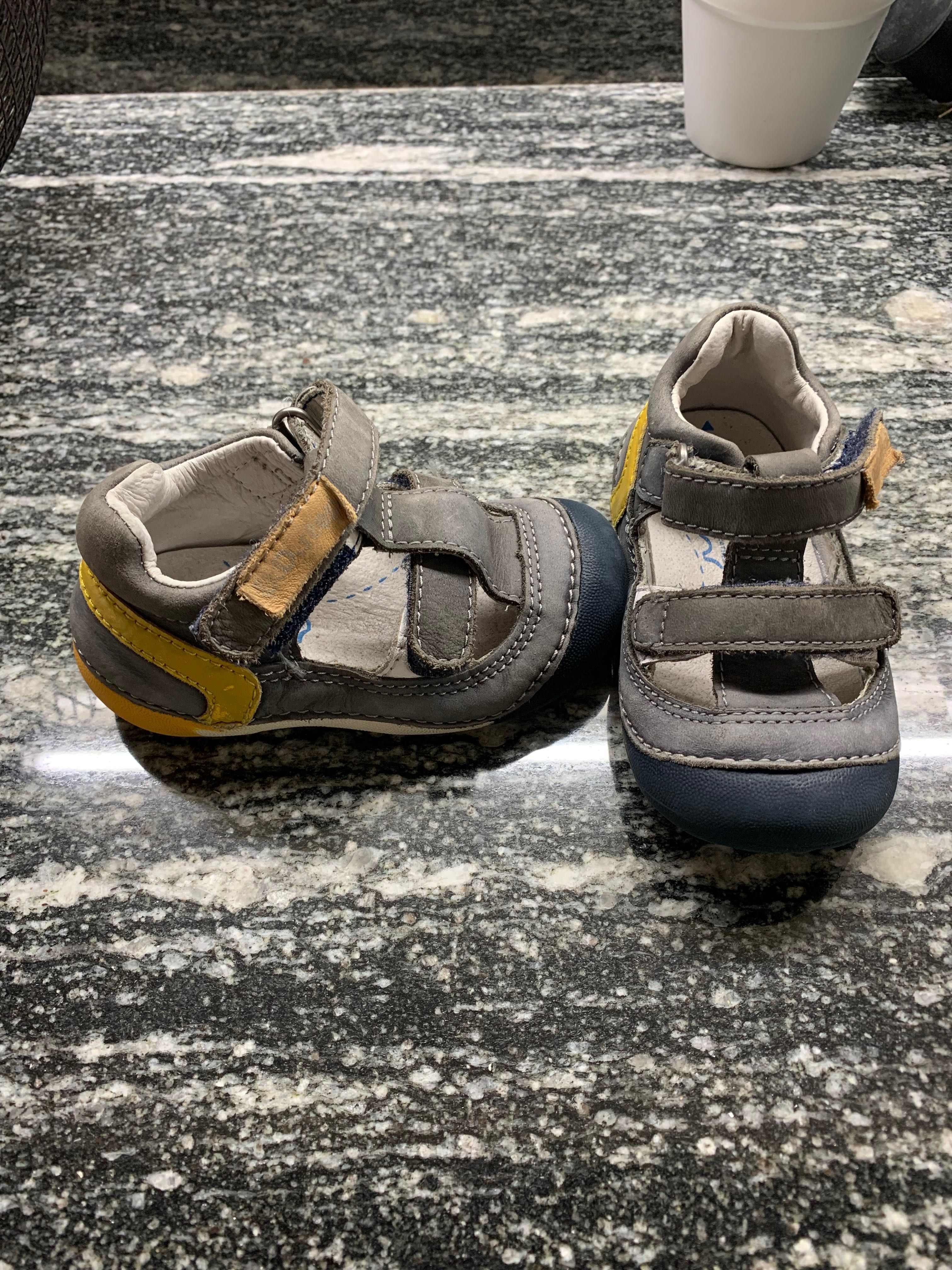 Бебешки обувки, сандали