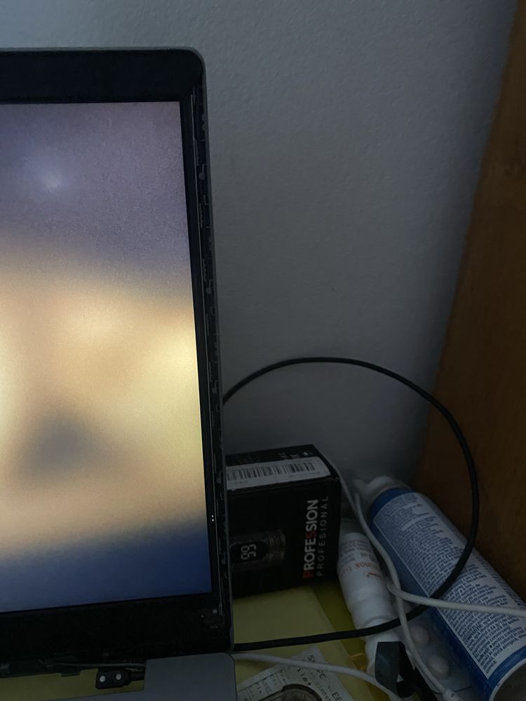 Vand laptop lenovo