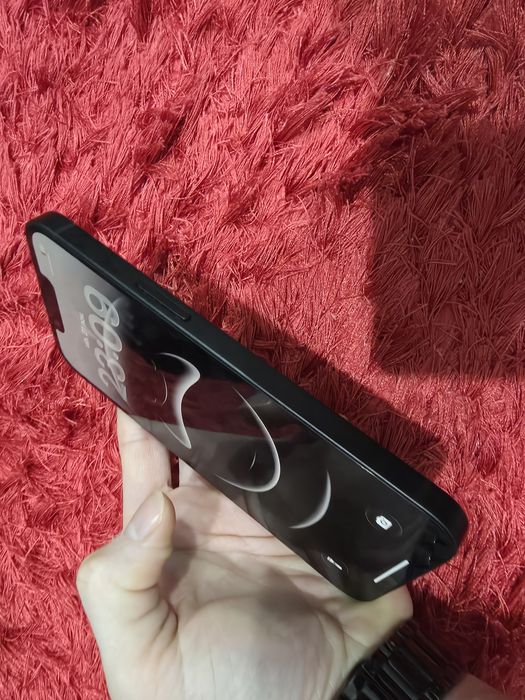 -Iphone 16E, ca Nou, 128Gb, 8Ram, 27 cicluri incarcare, Blank Titanium