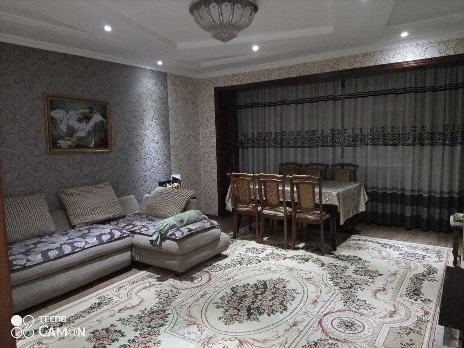 Продаётся 3комнатная с обстановкой и Алгоритм.