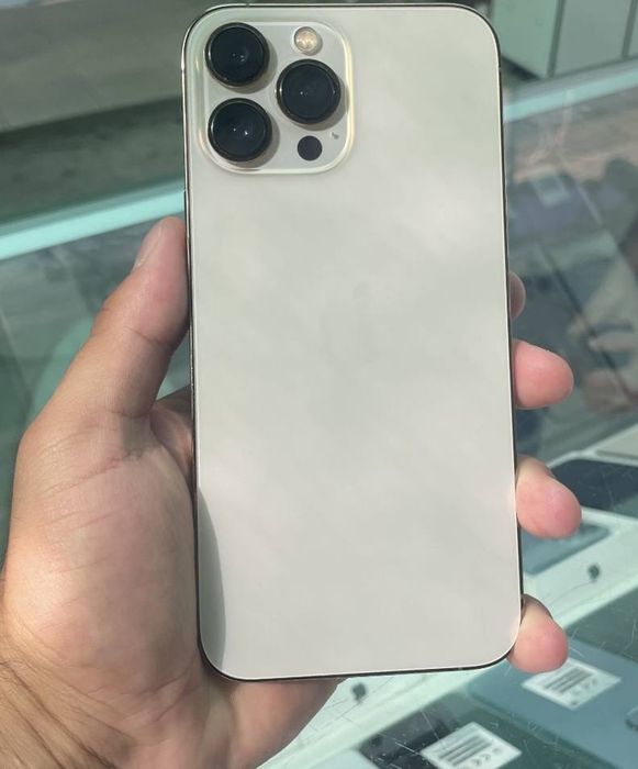 Iphone 13piro 128talik yomkist 73 zur edyal olgan odam maza qkmadi  zu