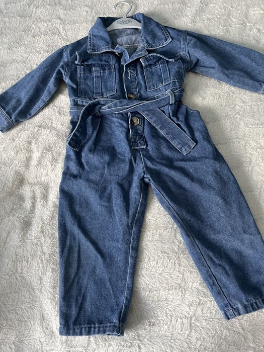 Продам джинсовый комбинизон