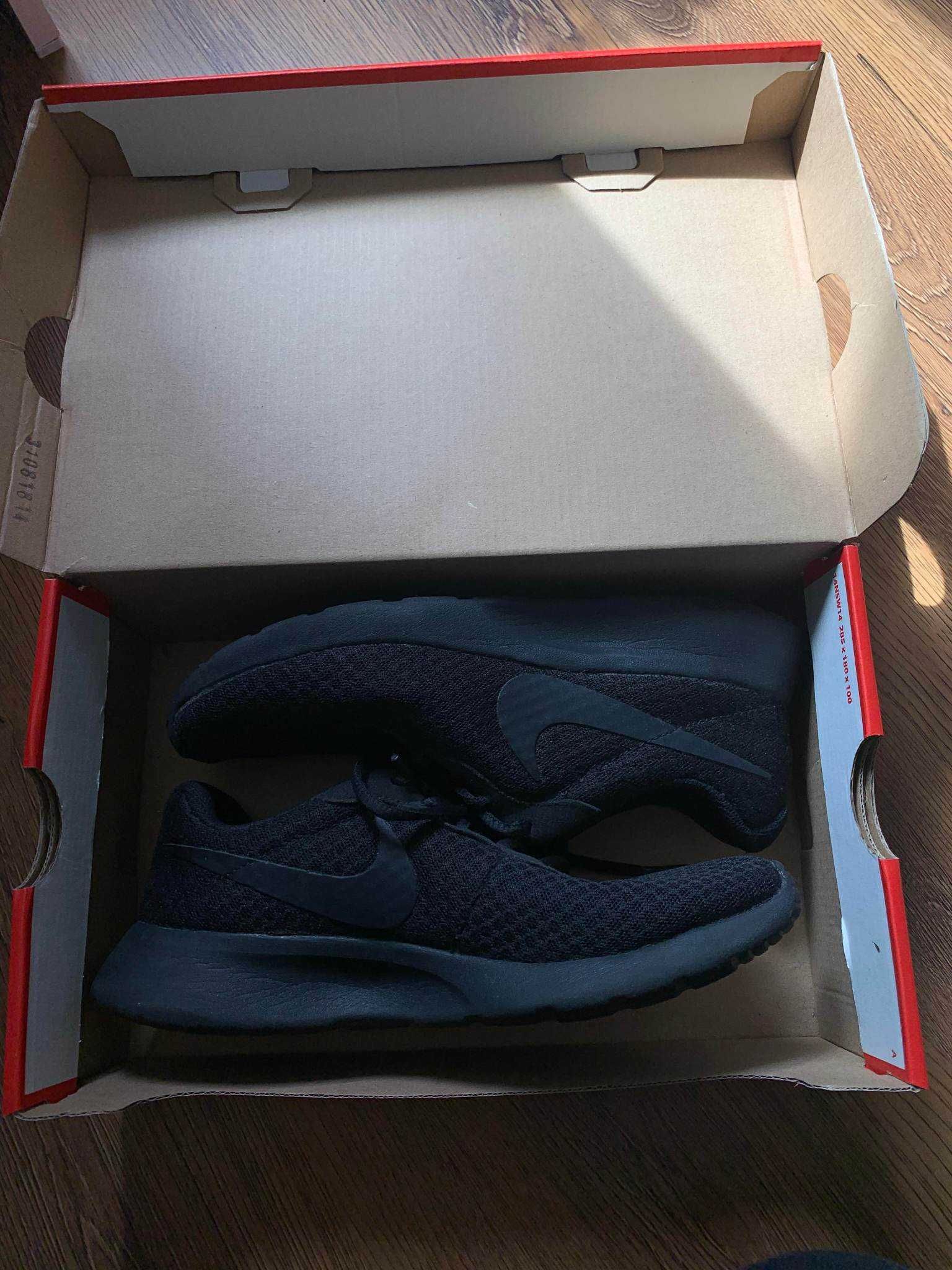 Pantofi Nike de dama