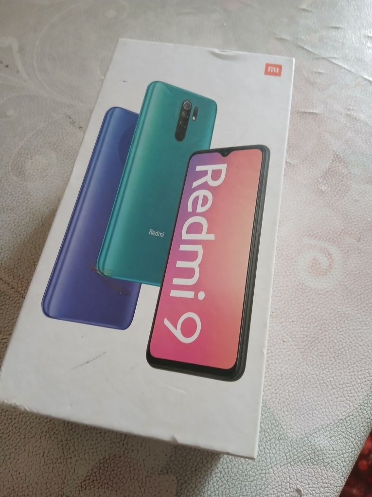 Продаю телефон redmi б/у