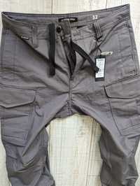 G-Star Raw Combat Cargo w32
Цена: 120 лв.
Състояние: Нов продукт с ети