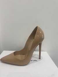 Италиянски дамски обувки на висок ток