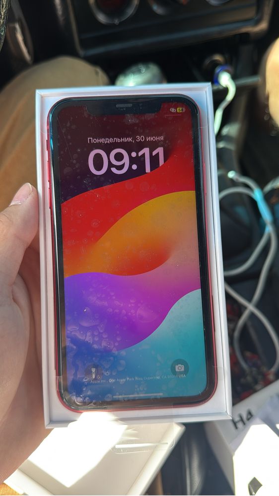 Продам айфон 11