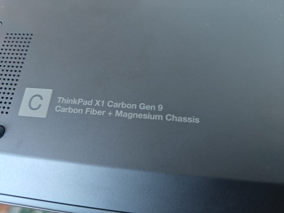 Lenovo thinkpad x1 carbon gen 9