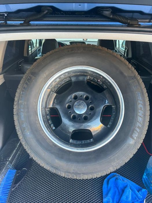 Продам резину Michelin с дисками