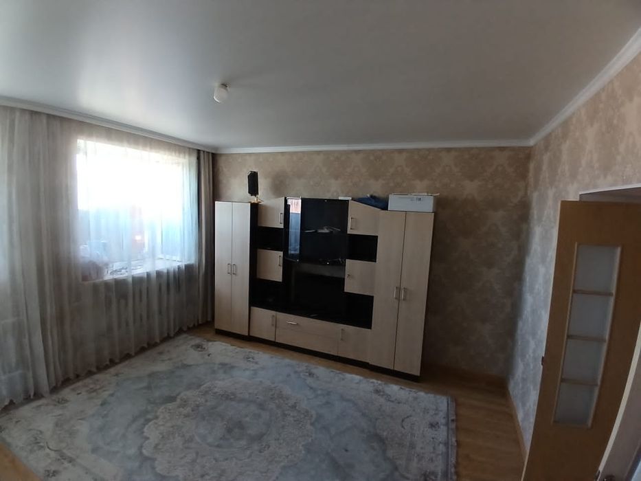 Продаю 1 комнатную квартиру в городе Косшы мкр Лесная поляна