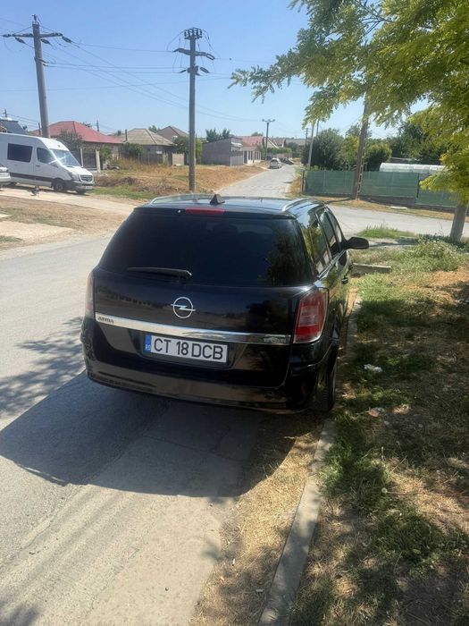 Opel Astra H 2009, motor 1.7 CDTI